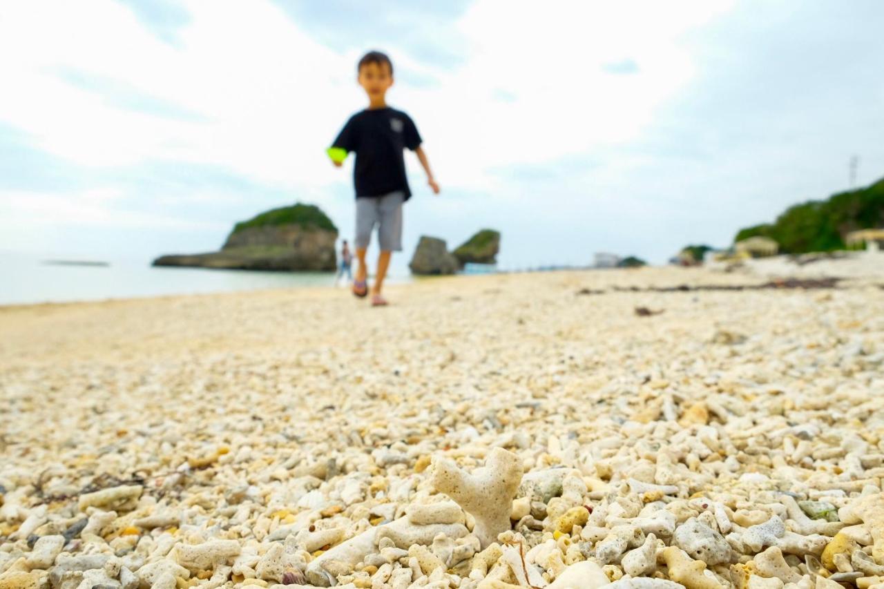 沖縄の自然と文化を体験できるゲストハウス一番座 Нанджо Екстериор снимка